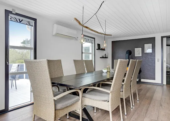 4 Bedroom Cozy In בית נופש אבלטופט